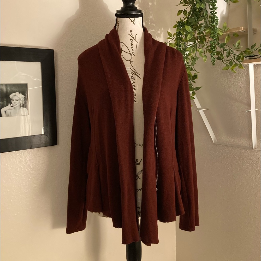 faith 21 Burgundy Sweater With Zipper Size XL (Fitted)